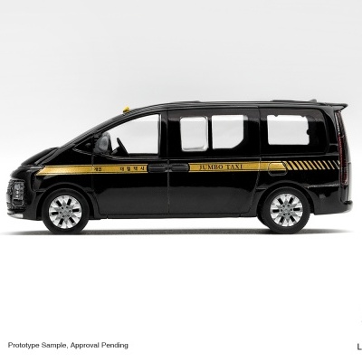 Miniatura de carrinha preta JUMBO TAXI com faixa dourada e janelas transparentes