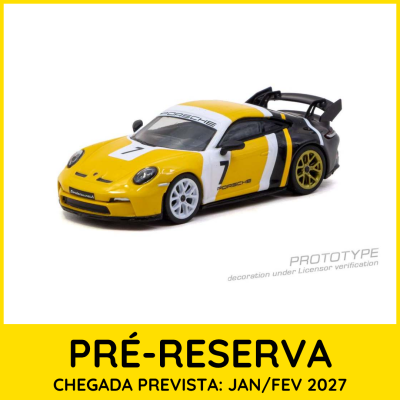 Miniatura de carro Porsche amarelo, branco e preto com número 7