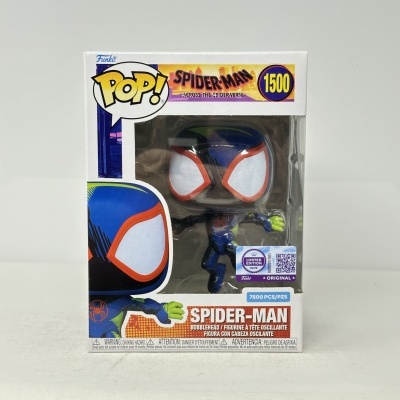 Figura Funko POP! Spider-Man azul, vermelho e branco na caixa