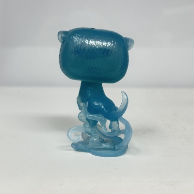 Figura Funko Pop translúcida azul vista de trás com tentáculos como base