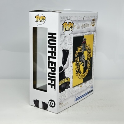 Embalagem branca de Funko Pop! Hufflepuff Harry Potter 03 com janela transparente