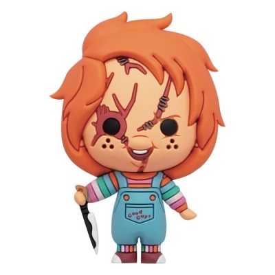 Boneco estilizado do personagem Chucky com faca e roupas coloridas