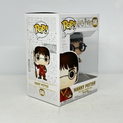 Funko Pop! Harry Potter 08 em caixa branca com janela transparente