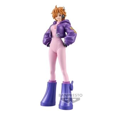 Boneca de figura feminina com macacão rosa e casaco roxo