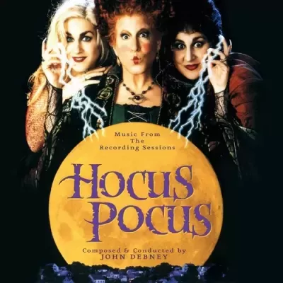 Capa de álbum Hocus Pocus com três mulheres e texto central em círculo amarelo