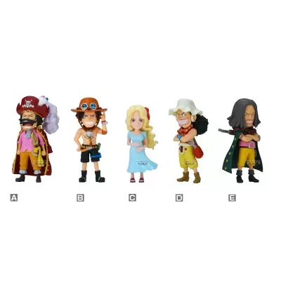 Cinco figuras de ação Banpresto com roupas coloridas e acessórios em fundo branco.