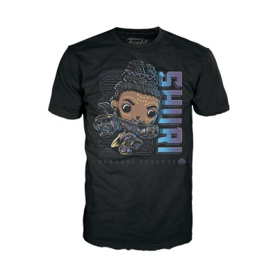T-shirt preta com estampa cartoon da personagem Shuri e texto SHURI