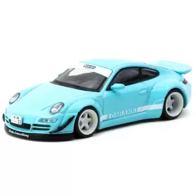 Miniatura de carro desportivo azul celeste com texto e detalhes em branco e preto