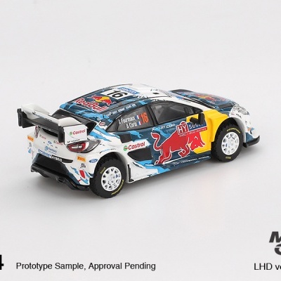 Miniatura de carro de corrida com cores e logótipos distintos