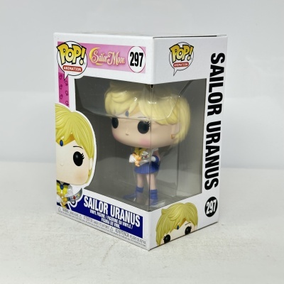 Figura Funko Pop! Sailor Uranus número 297 em caixa com janela transparente.