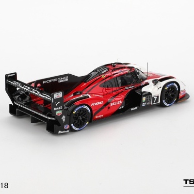 Miniatura de Porsche 963 vermelho, preto e branco com patrocínios e número 7