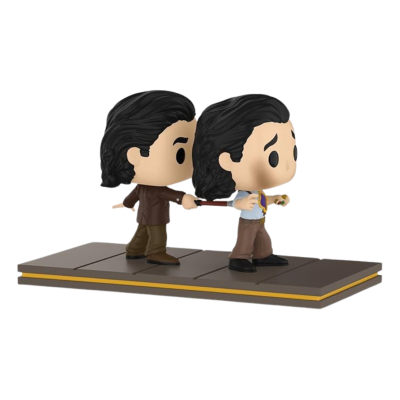 Figura Funko Pop de duas personagens com cabelo preto em pose dramática sobre base cinzenta com acabamento amarelo
