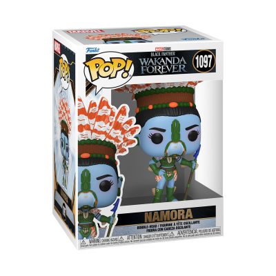 Figura Funko Pop! Namora azul com penas laranja, roupa verde, na caixa