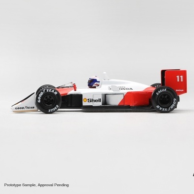 Miniatura de carro de corrida Formula 1 vermelho e branco com número 11