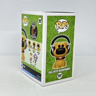 Caixa Funko Pop! personagem Dug com auscultadores