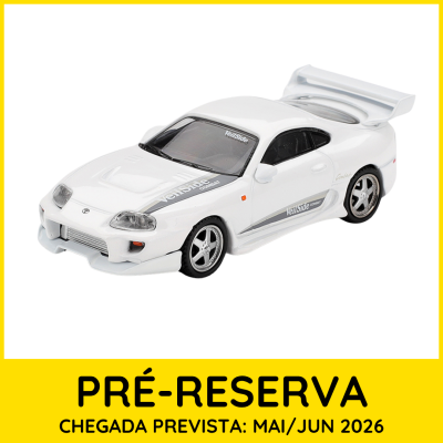 Miniatura de carro desportivo branco com asa traseira e texto VeilSide COMBAT