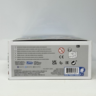 Embalagem de produto Funko branca com textos e códigos na parte inferior