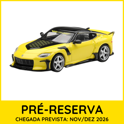 Modelo de carro desportivo amarelo e preto sobre fundo branco, texto amarelo de pré-reserva