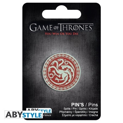 Pin metálico redondo do Game of Thrones com dragão tricéfalo vermelho e branco embalado em cartão preto.