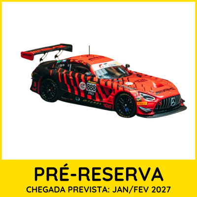 Miniatura de carro de corrida Mercedes AMG vermelha com detalhes pretos e número 888