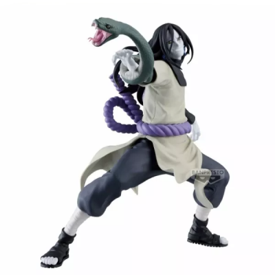 Figura de ação de personagem com cobra verde e cordão roxo