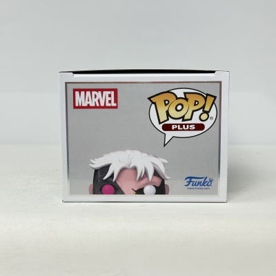 Caixa de brinquedo Funko Pop Plus com logotipos Marvel e Funko