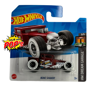 Miniatura de carro Hot Wheels Bone Shaker vermelho com caveira no capô, em embalagem azul