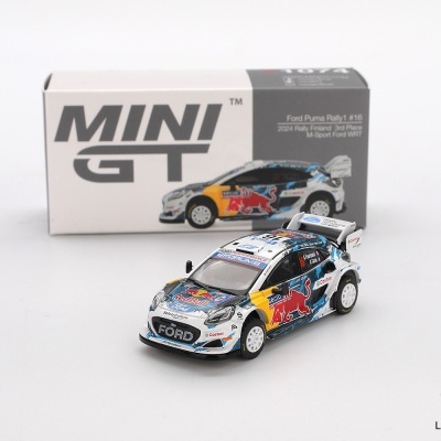 Miniatura de carro de rali Ford Puma decorado com logótipos e embalagem