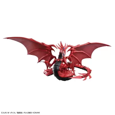 Figura de dragão vermelho articulado com asas grandes e corpo segmentado preto e vermelho