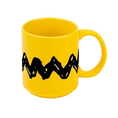 Caneca amarela com padrão zig-zag preto