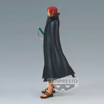 Figura colecionável de personagem masculino com capa preta e espada