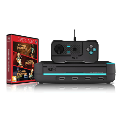 ConsolaEvercadeVS R preta com controlador e embalagem do jogo Tomb Raider Collection