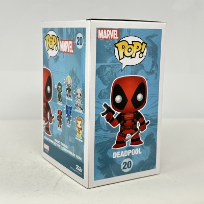 Embalagem Funko Pop! Deadpool Marvel número 20 azul e branca