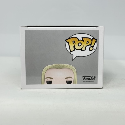 Caixa Funko Pop branca com figura loira e balão com palavra POP