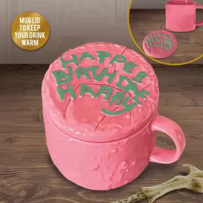 Caneca rosa com tampa decorativa de bolo HAPPEE BIRTHDEE HARRY