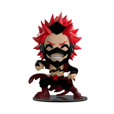 Figura colecionável personagem cabelo vermelho e máscara preta em pose dinâmica