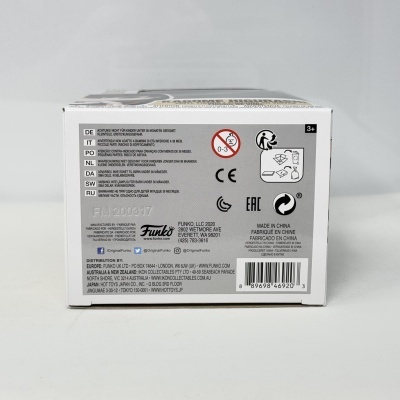 Parte inferior da embalagem de papelão com texto, símbolos e código de barras