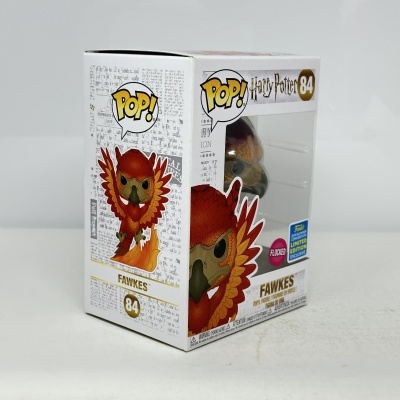 Caixa do boneco Funko Pop! Fawkes Harry Potter 84 com janela transparente e design colorido.