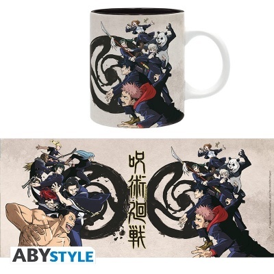 Caneca branca com design de personagens do anime Jujutsu Kaisen e texto em kanji