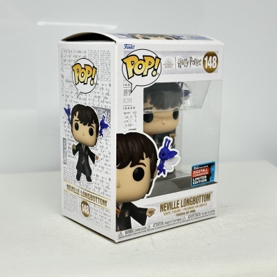 Figura Funko Pop Neville Longbottom do Harry Potter, caixa branca com janela