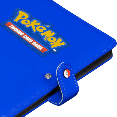 Carteira azul de Pokémon com fecho e botão com símbolo de Pokébola
