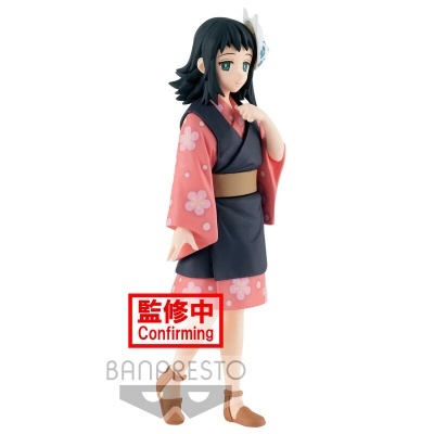 Figura anime quimono rosa com flores e colete preto
