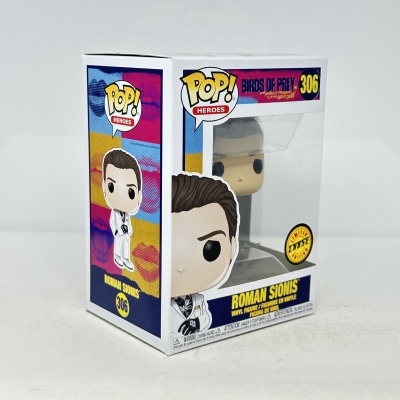 Figura em vinil Roman Sionis da série Pop! Heroes Birds of Prey na caixa.