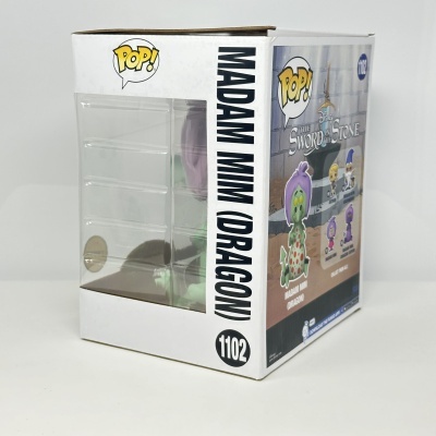 Embalagem de figura Pop! Madam Mim Dragon de The Sword In The Stone com janela transparente