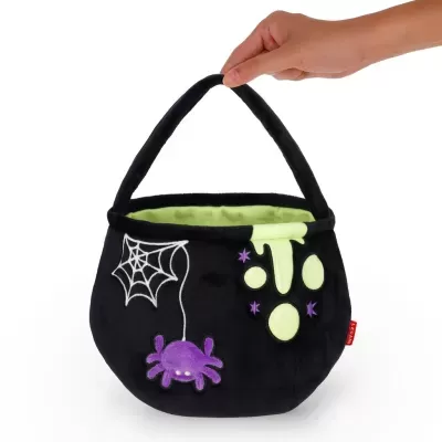Saco preto com decoração de aranha e teia de aranha, interior verde claro