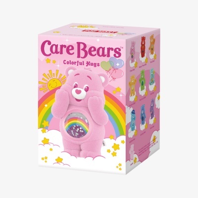 Caixa rosa do produto Care Bears Colorful Hugs com imagem de urso rosa e arco-íris