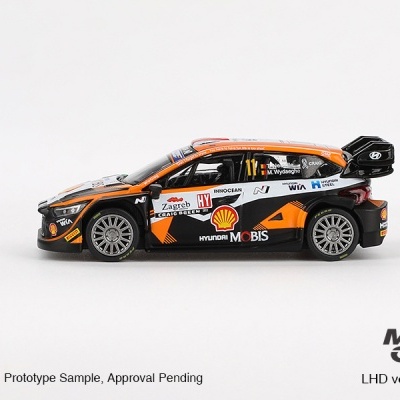 Miniatura de carro de corrida Hyundai preto e laranja com vários logos e números