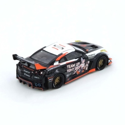 Miniatura de carrinho de corrida preto, branco e laranja com texto e logos visíveis