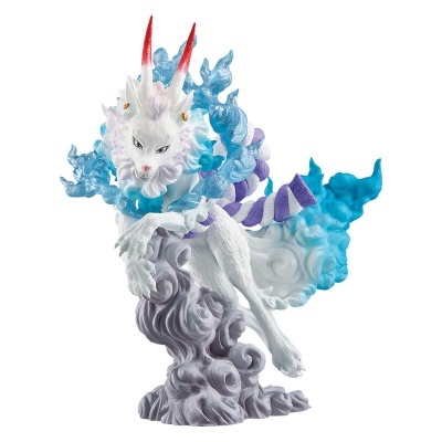 Figura decorativa de dragão branco com chifres vermelhos sobre base cinza
