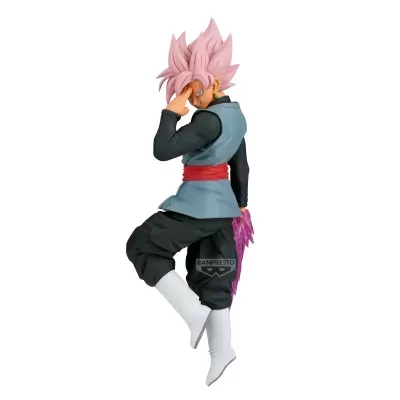 Figura de ação com cabelo rosa e roupa azul, preta e vermelha
